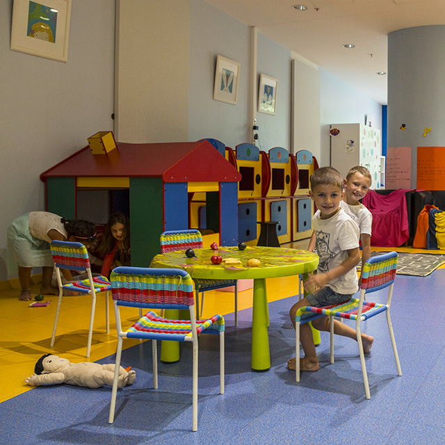 Découvrir l'espace enfants  Centre commercial Paridis à Nantes